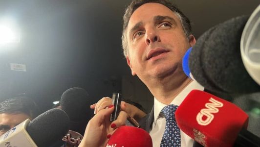 Presidente do Congresso Nacional, senador Rodrigo Pacheco (PSD-MG), discutiu assunto com os líderes na reunião dessa quinta-feira (26)