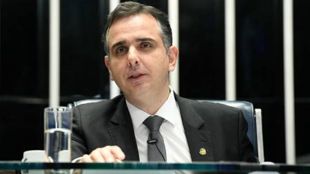 Presidente do Congresso, Rodrigo Pacheco, leu o requerimento que dá o passo inicial para a CPMI dos Atos Antidemocráticos