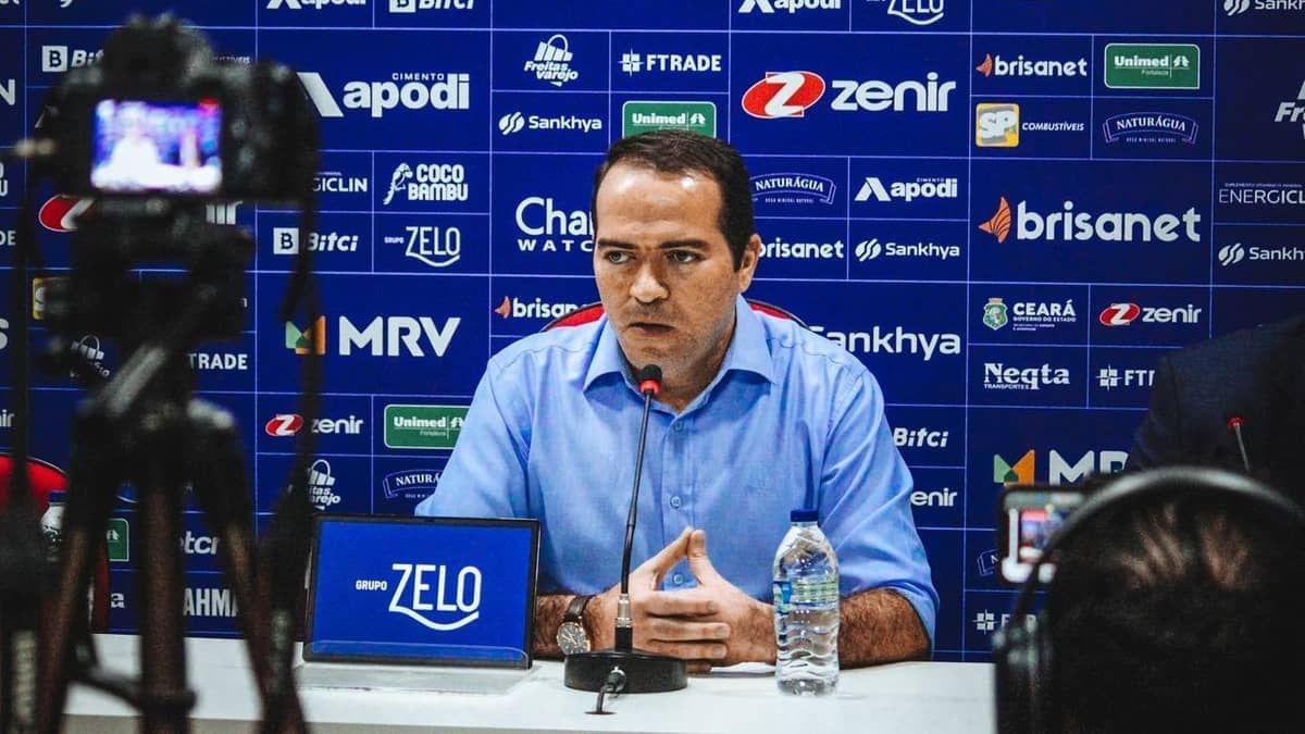 Presidente do Fortaleza detalha condições para liberar Tinga ao Cruzeiro