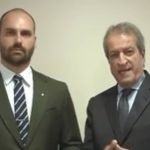 Valdemar grava vídeo ao lado de Eduardo Bolsonaro: 'Qual filho não ficaria indignado?'