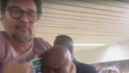 Cacau Pereira foi 'carregado' por seguranças na Câmara de BH