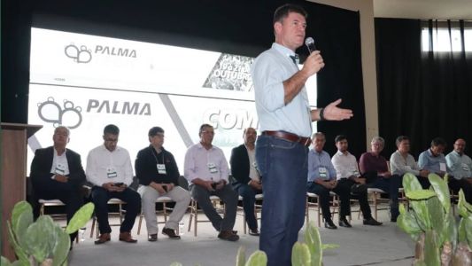 Presidente do Sistema Faemg, Antônio Pitangui de Salvo, discursando na abertura