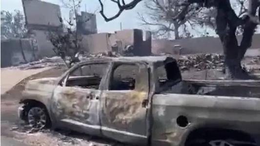 Presidente dos Estados Unidos viajou ao Havaí para ver os danos causados pelos incêndios