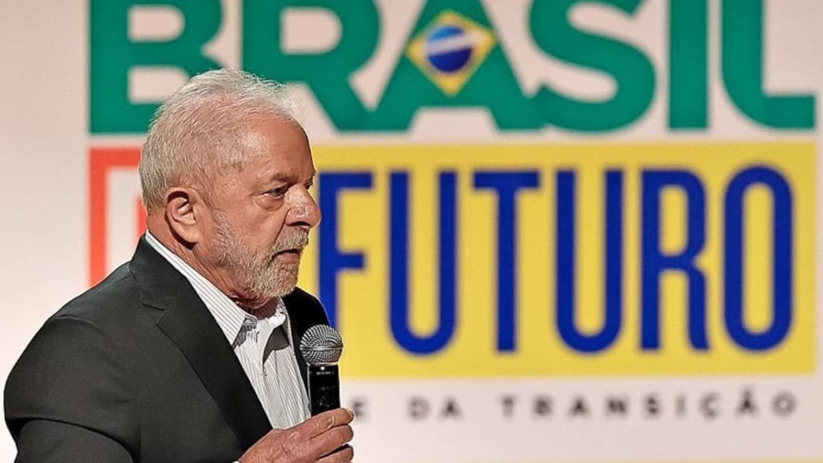 Lula decide exonerar número 2 da Abin