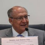 Alckmin convoca reunião ministerial para tratar da situação no RS