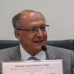 Alckmin convoca reunião ministerial para tratar da situação no RS