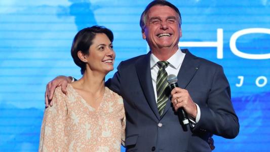 Presidente Jair Bolsonaro e a primeira-dama Michelle participam de culto neste domingo (7) em BH