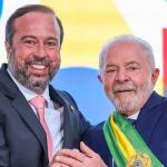 Lula e Silveira assinam contratos de concessão do maior leilão de linhas de transmissão do país