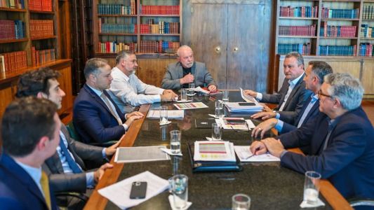 Presidente Luiz Inácio Lula da Silva sinalizou que deve retornar com impostos sobre combustível