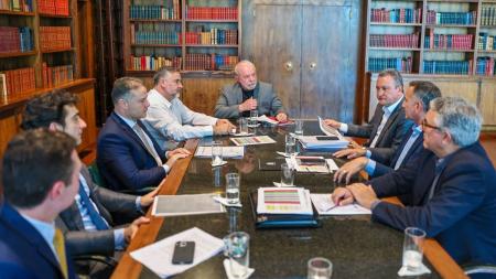 Presidente Luiz Inácio Lula da Silva sinalizou que deve retornar com impostos sobre combustível
