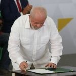 Lula sanciona lei e reajuste de 9% para servidores federais valerá a partir de maio