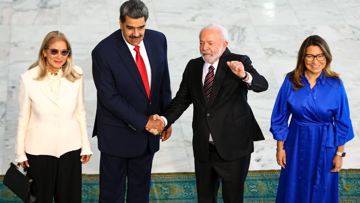'Preconceito com a Venezuela é muito grande', diz Lula ao lado de Maduro 
