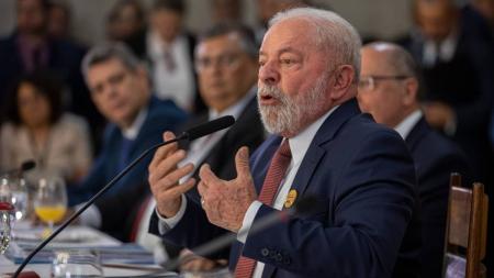 Presidente Lula articula com partidos do Centrão maior espaço no governo federal