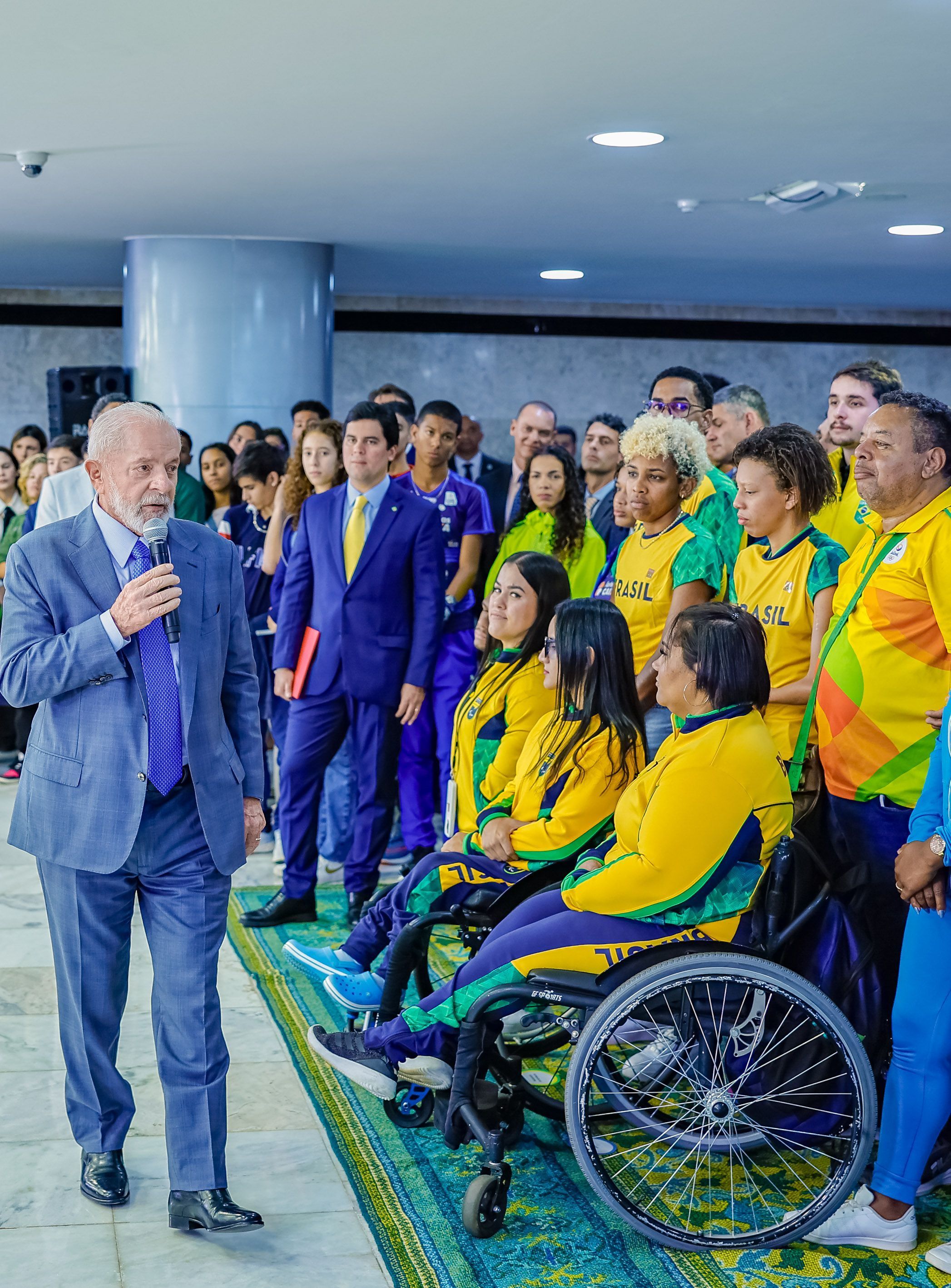 Olimpíada de Paris: Lula festeja medalhas do Brasil no Judô e no Skate