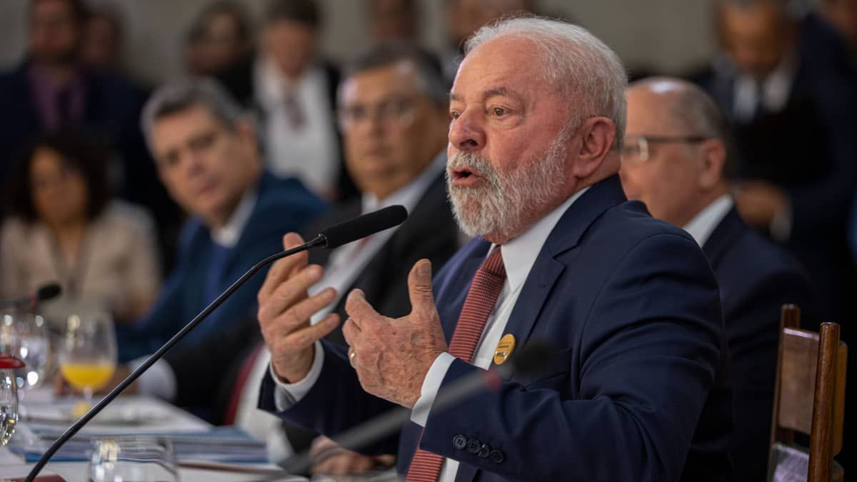 Lula embarca nesta quinta (4) rumo a Londres para participar da coroação do rei Charles III