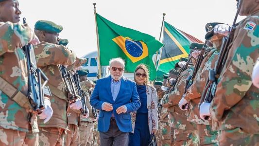 Presidente Lula encerrou agenda na África e deve agora avançar com reforma ministerial