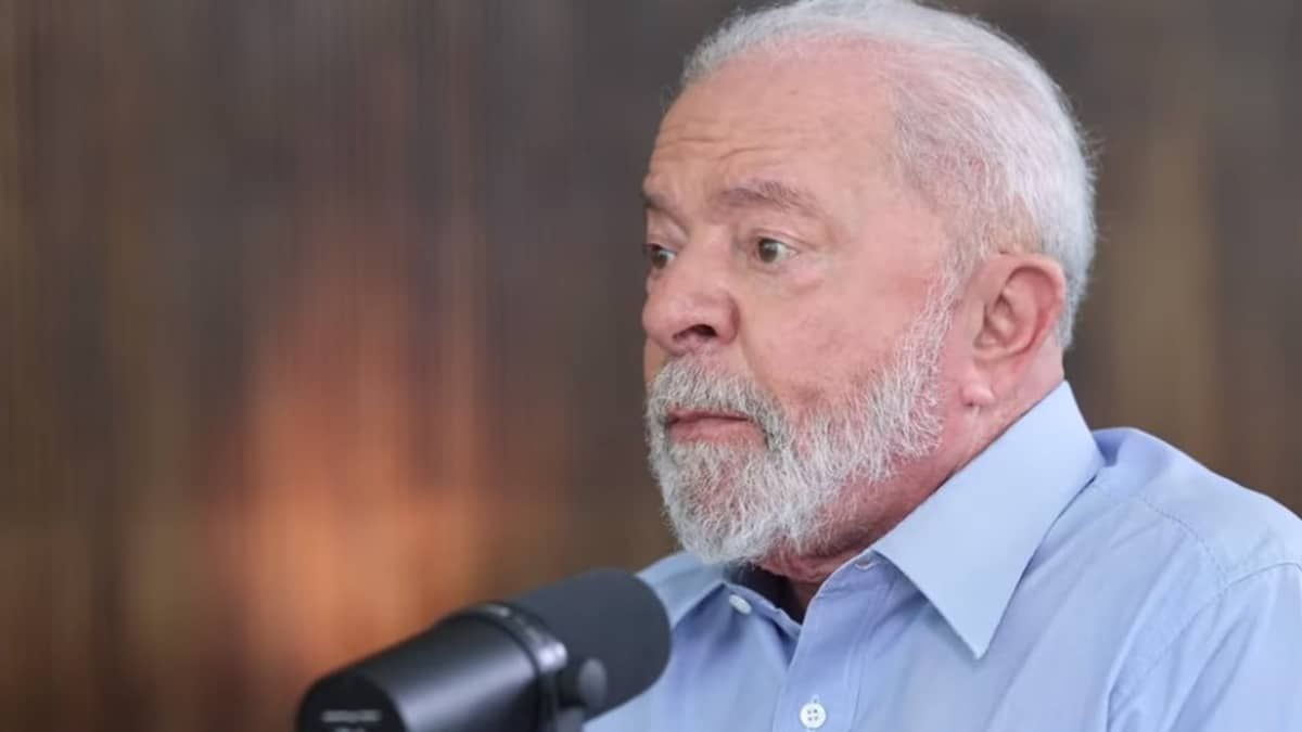 Não tinha diploma, mas tinha consciência de que não há desenvolvimento sem investir na educação, diz Lula