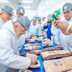 Irmãos Batista recebem Lula para cerimônia em frigorífico da JBS em Campo Grande