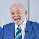 Lula grava vídeo para campanha Papai Noel dos Correios