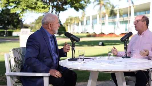 Presidente Lula participou de live na manhã desta segunda-feira (19)