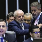 Lira e Lula se reúnem no Palácio do Planalto para discutir taxação de compras de até US$ 50