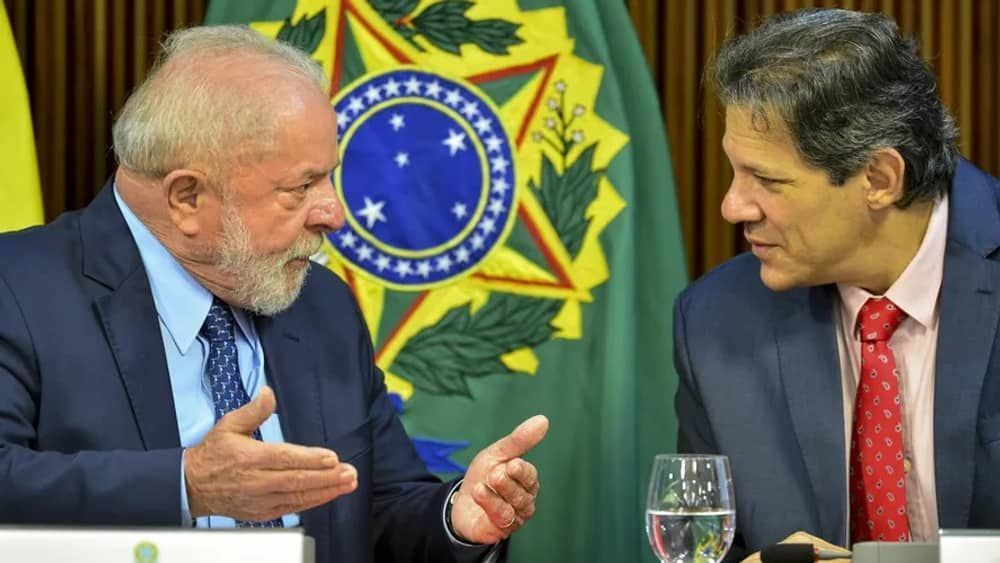 Ao contrário de Haddad, Lula afirma que déficit zero 'dificilmente será alcançado'