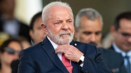 Presidente Lula (PT) dispensou os ministros Ana Moser e Márcio França para alocar escolhas do Centrão