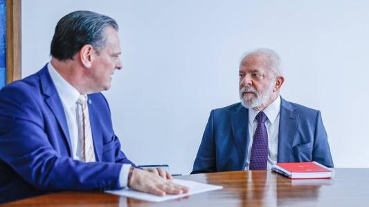 Presidente Lula (PT) e ministro Carlos Fávaro lançam Plano Safra em cerimônia nesta terça-feira (27)