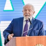Lula revida xingamentos de Bolsonaro: 'seria ofensivo comparar um jumento a ele'