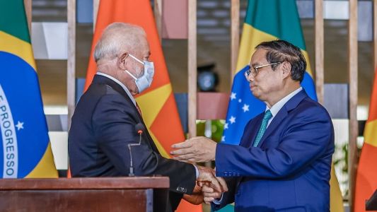 Presidente Lula (PT) recebeu o primeiro-ministro do Vietnã nesta segunda-feira (25) no Palácio do Itamaraty