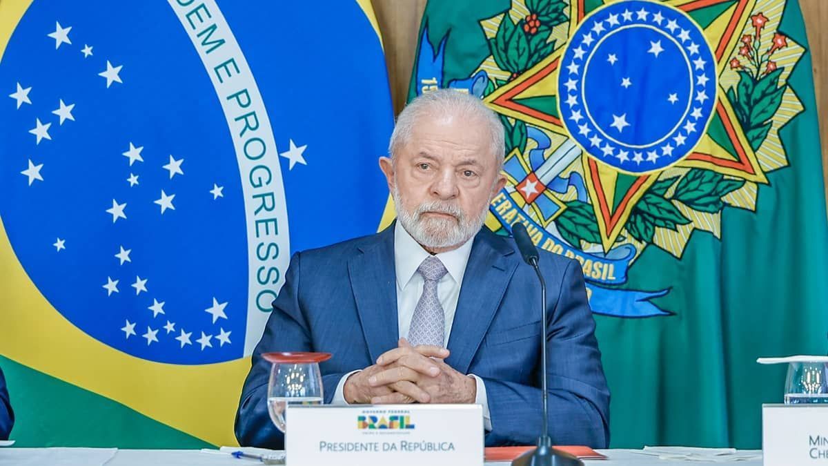 'Não é obrigação do MEC; se cada estado quiser pagar, que pague', diz Lula sobre fim de programa para escolas cívico-militares