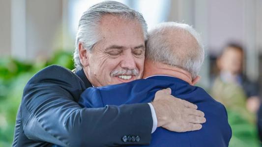 Presidente Lula se reuniu mais vezes com presidente da Argentina do que com 25 ministros de seu próprio governo