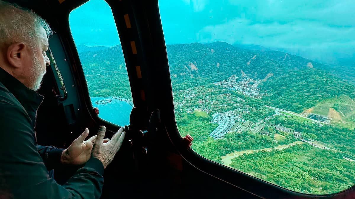 Chuvas em SP: Lula promete construção de moradias em São Sebastião