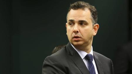 Presidente reeleito do Senado Federal, Rodrigo Pacheco concede entrevista exclusiva à Itatiaia
