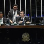 PEC que proíbe militares da ativa nas eleições avança, mas ainda será discutida em três sessões