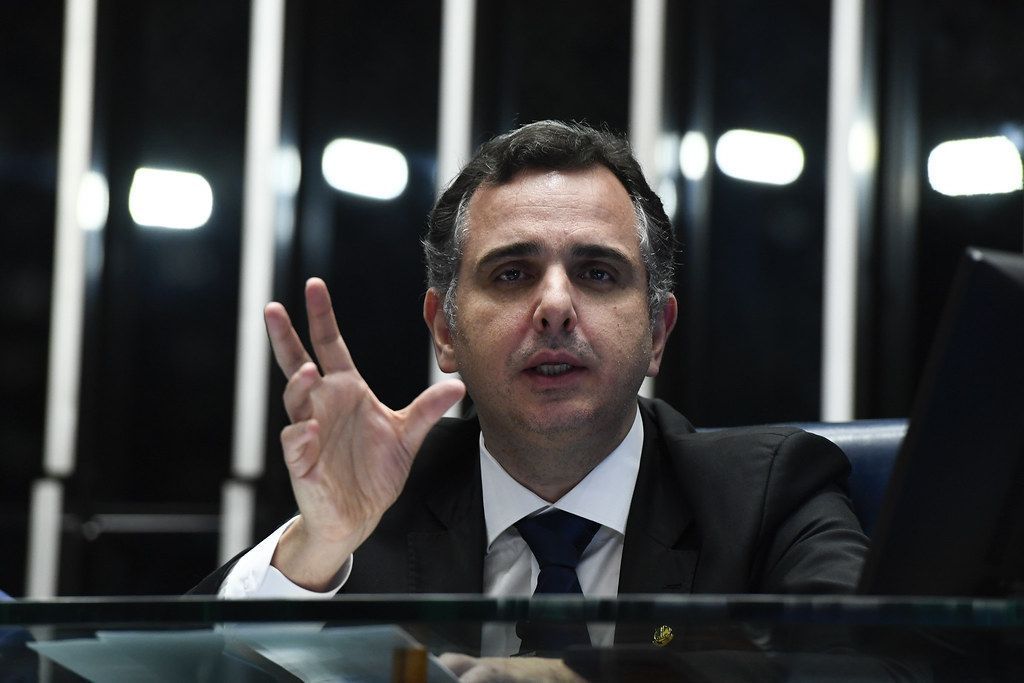 Pacheco endossa operação contra Bolsonaro e aliados: 'minoria irresponsável'