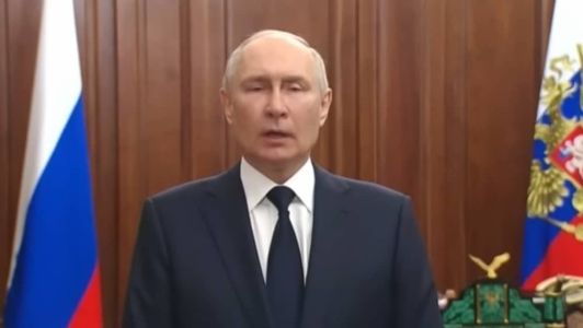 Presidente russo participou à distância de teste de mísseis