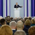 Em discurso na Assembleia Federal, Putin diz que Ocidente começou guerra na Ucrânia 