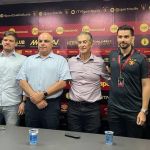 Apresentado, Ricardo Drubscky nega nomes e traça perfil do novo técnico do Sport