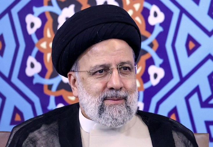 Helicóptero com presidente do Irã, Ebrahim Raisi, sofre acidente neste domingo