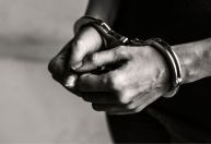 Acusado de matar jovem a tiros no Norte de Minas é preso em Goiás após divulgar vídeos da execução