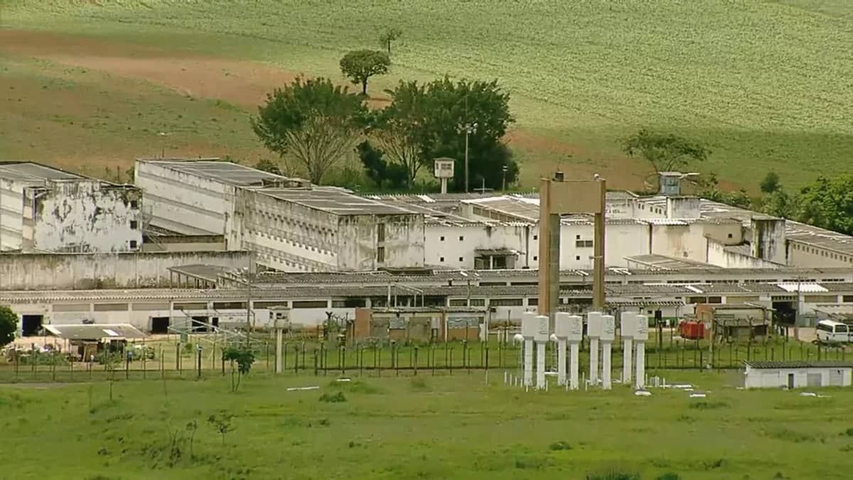 Supremo confirma que presos por atos golpistas de 8 de janeiro podem ter visitas na cadeia