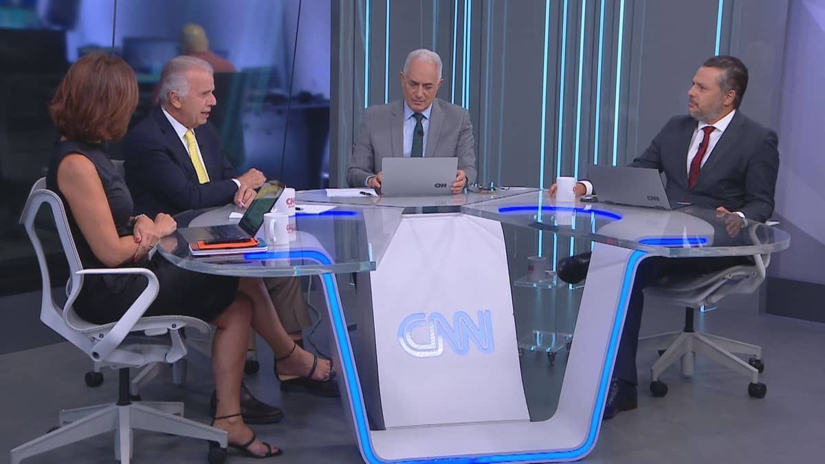 Pressão russa fez Brasil desistir de vender munição para Alemanha, indica Múcio à CNN