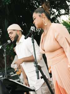 Preta e Fran cantaram no casamento de Mari Saad e Romulo Arantes Neto