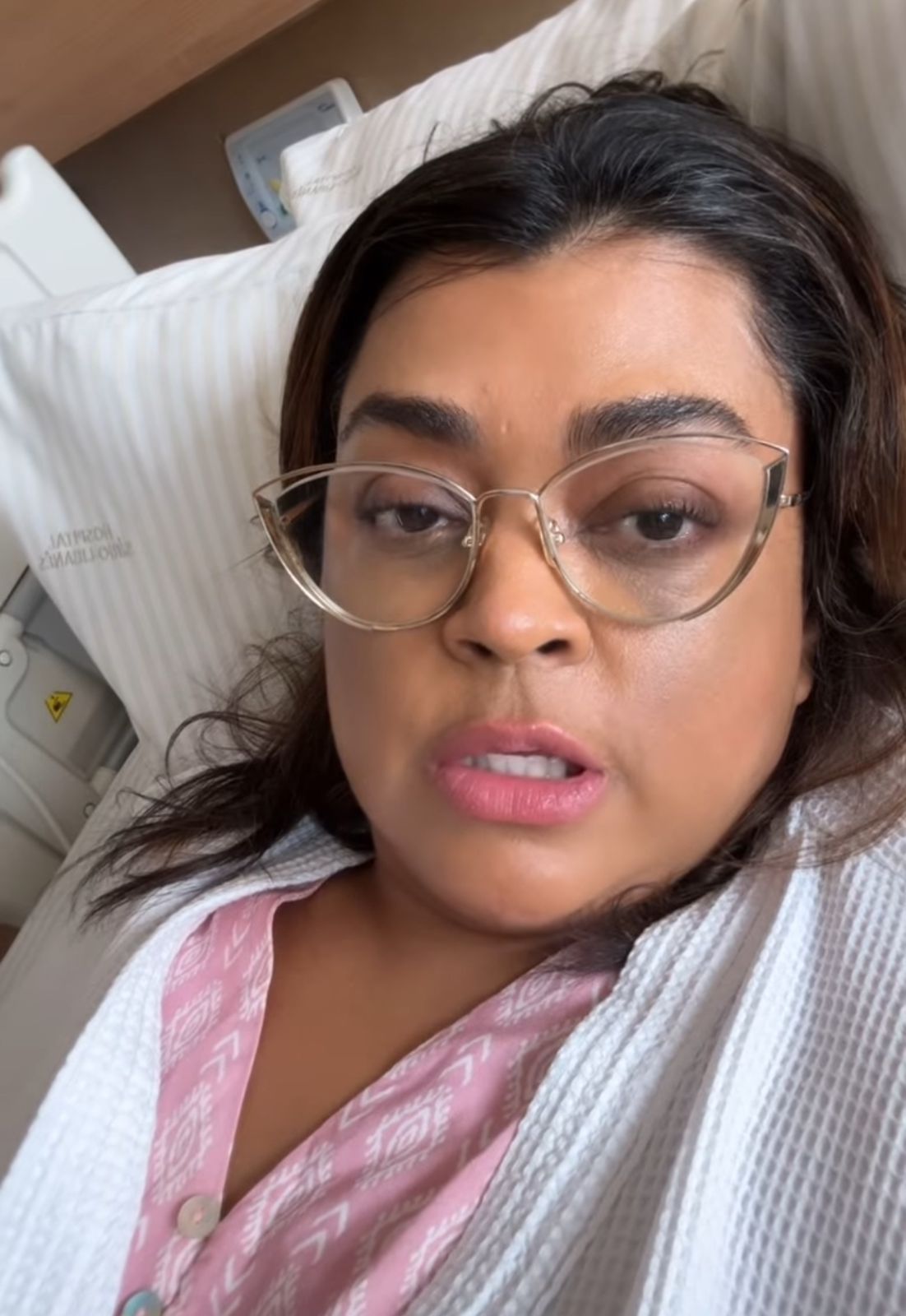 Rodeada de amigos, Preta Gil se pronuncia pela primeira vez após anunciar recidiva do câncer