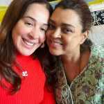 Preta Gil aparece ao lado de Claudia Raia nos EUA, onde trata o câncer