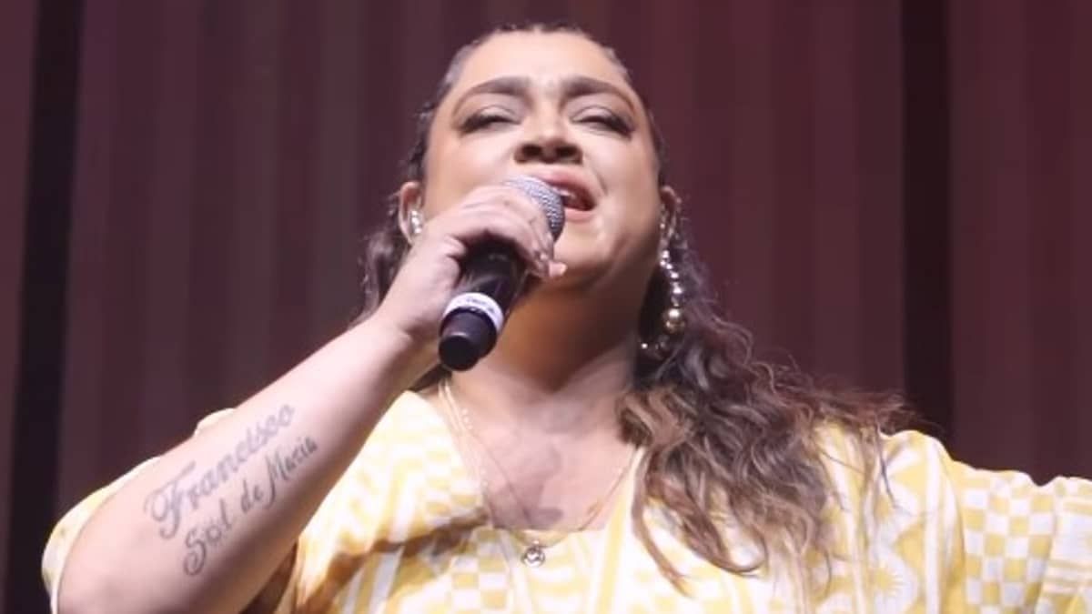 Preta Gil se apresenta em BH após fim do tratamento de câncer: 'indo ser feliz'