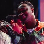 Preta Gil emociona multidão ao cantar com Thiaguinho no show 'Tardezinha'