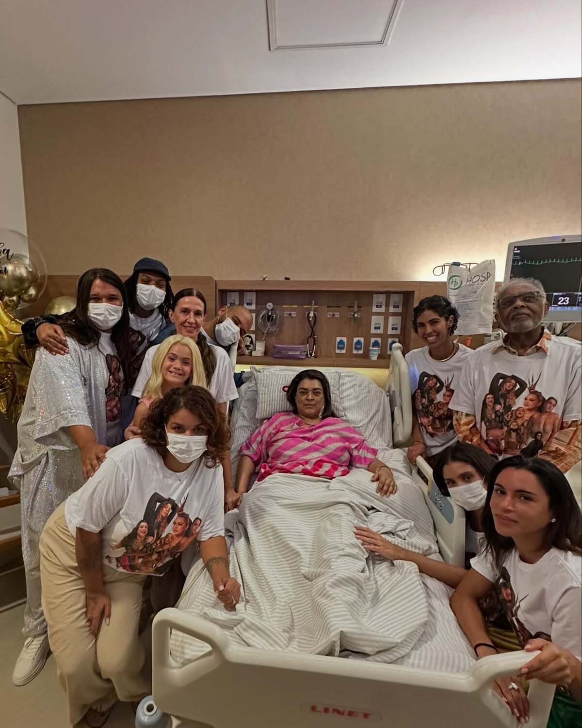 Anitta, Fernanda Torres, Tata Werneck e celebridades prestam apoio após Preta Gil deixar UTI