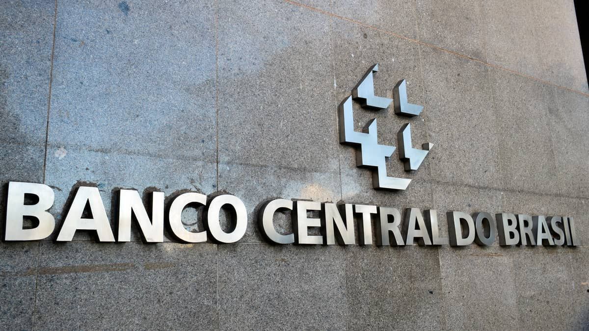 “Prévia do PIB“ indica retração de 2% da economia em maio ante abril, diz Banco Central